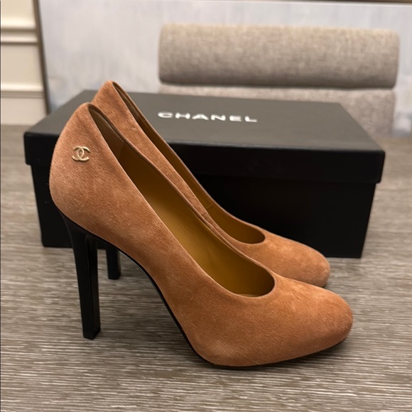 Chanel Dark Beige Suede Calfskin Pumps